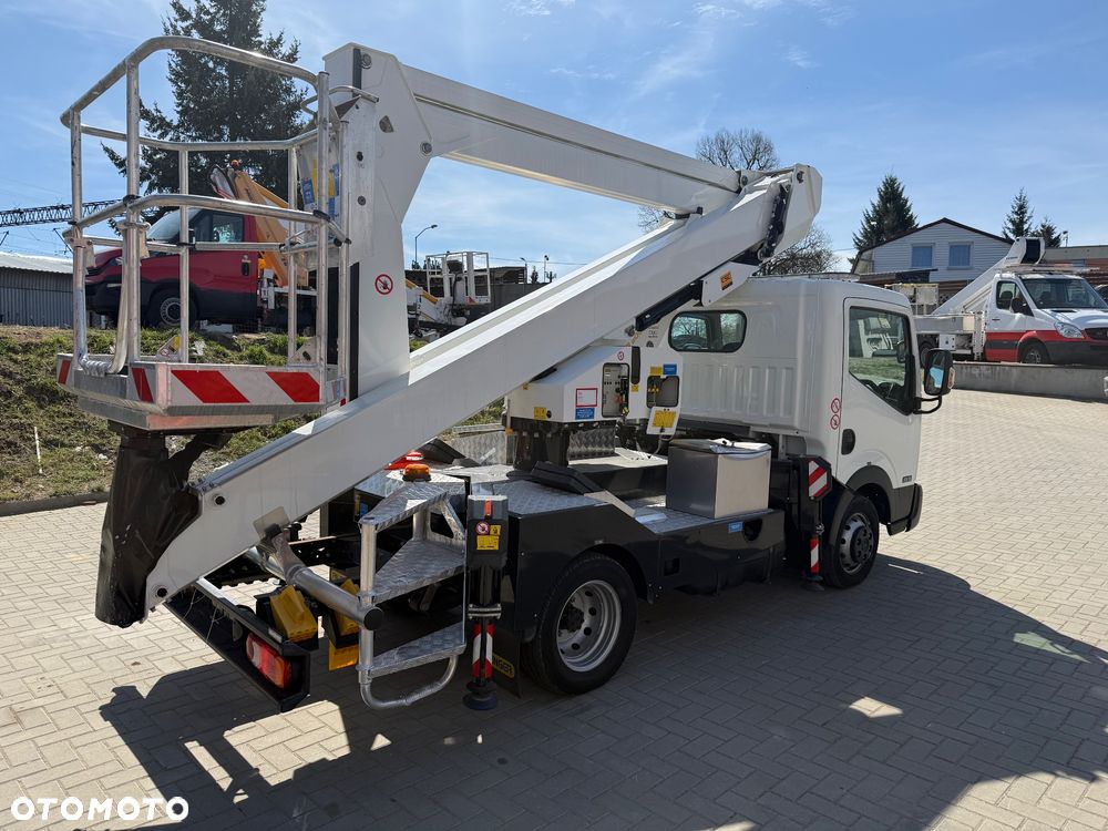 Nissan Podnośnik Koszowy Zwyżka Palfinger AXE 200 20 metrów Hydrauliczny jak nowy 880 MTH 11 tyś km Stan Salonowy !! Ruthmann Gsr Wumag - 3
