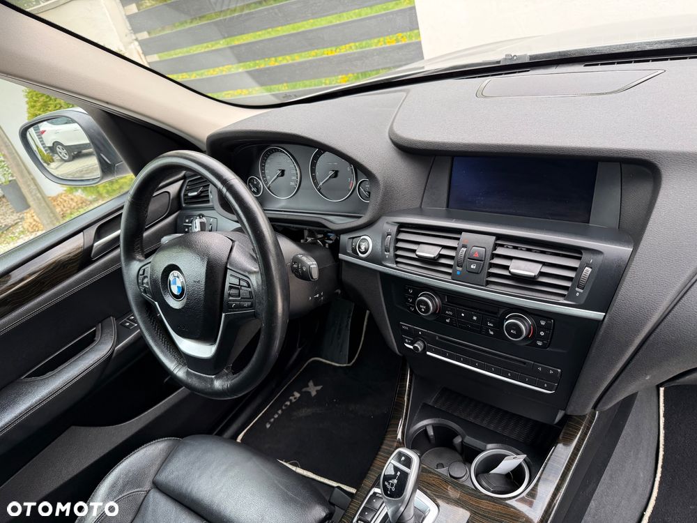 BMW X3 xDrive35i Sport-Aut - 16
