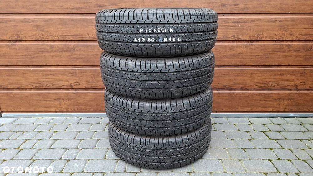 Opony letnie Michelin Agilis 215/60 R17C - 1