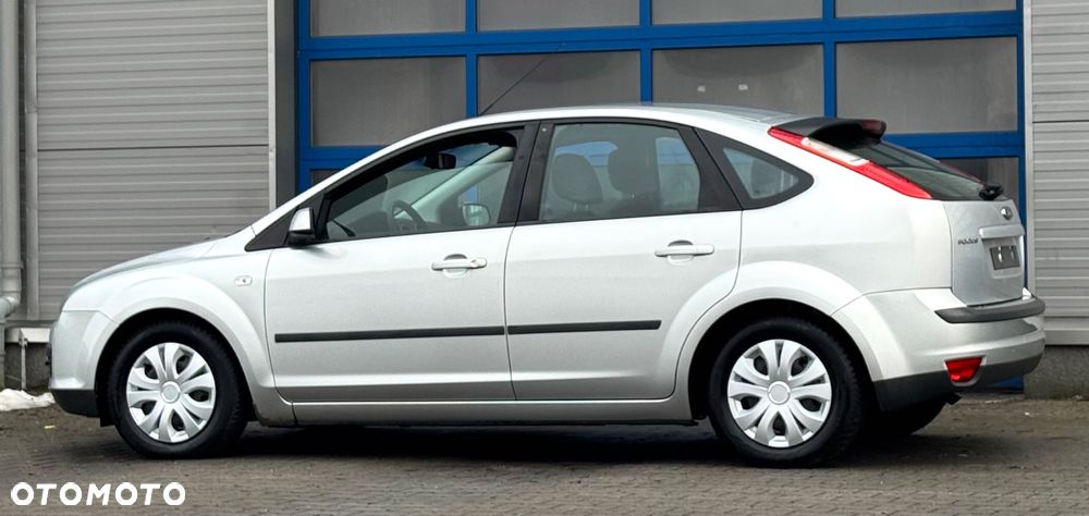 Ford Focus 1.6 16V Style - 13