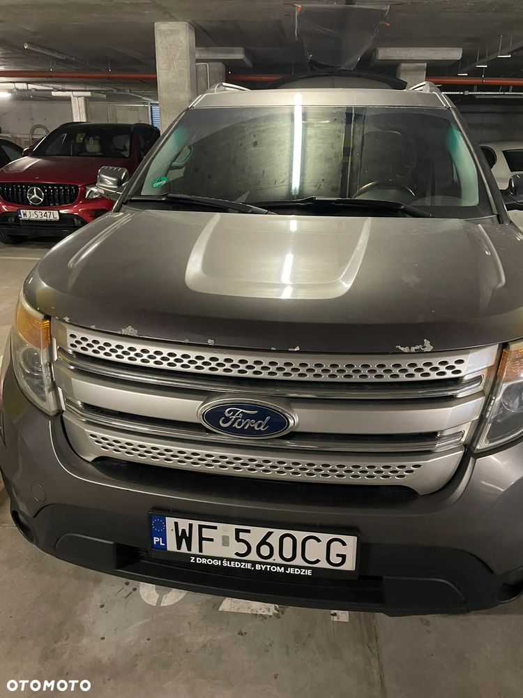Ford Explorer - 11