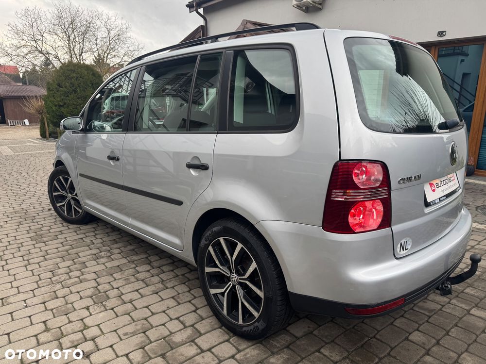 Volkswagen Touran 1.6 Freestyle - 2