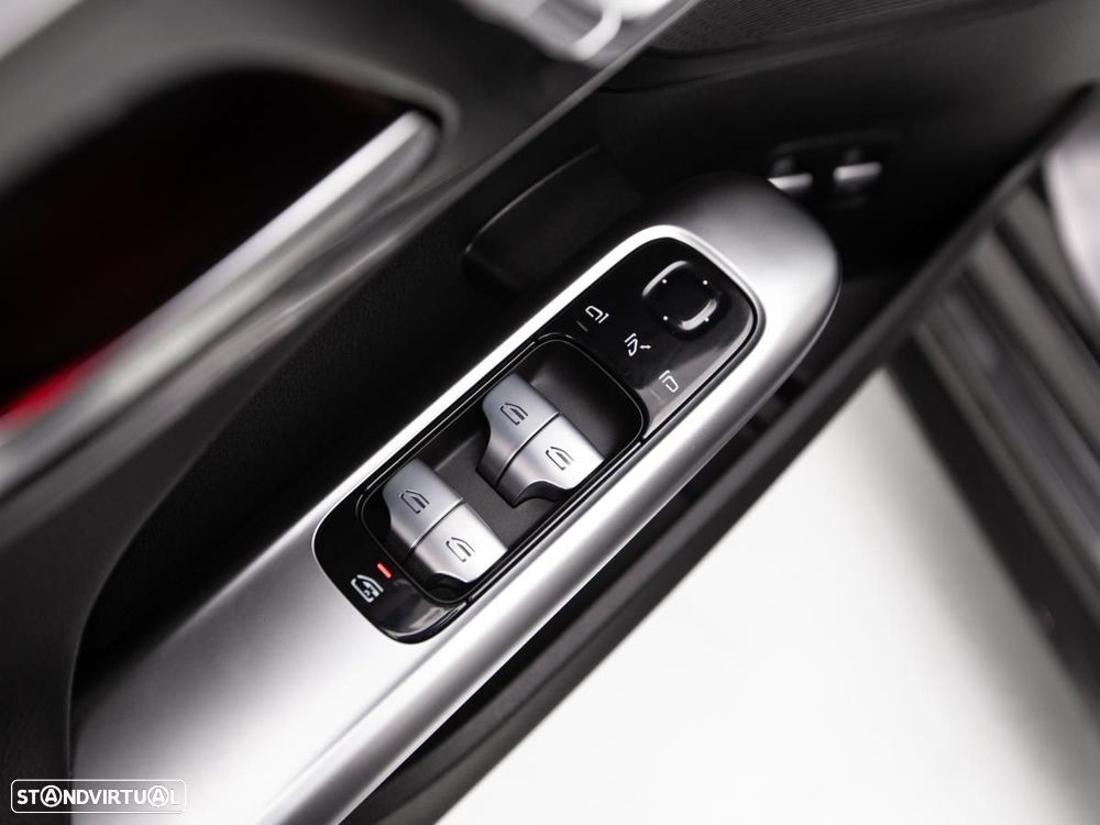 Mercedes-Benz C 300 e 9G-TRONIC AMG Line - 16