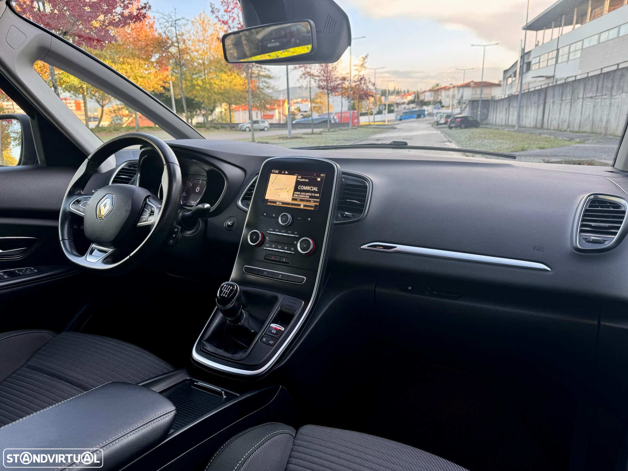 Renault Grand Scénic 1.5 dCi Dynamique S SS - 16
