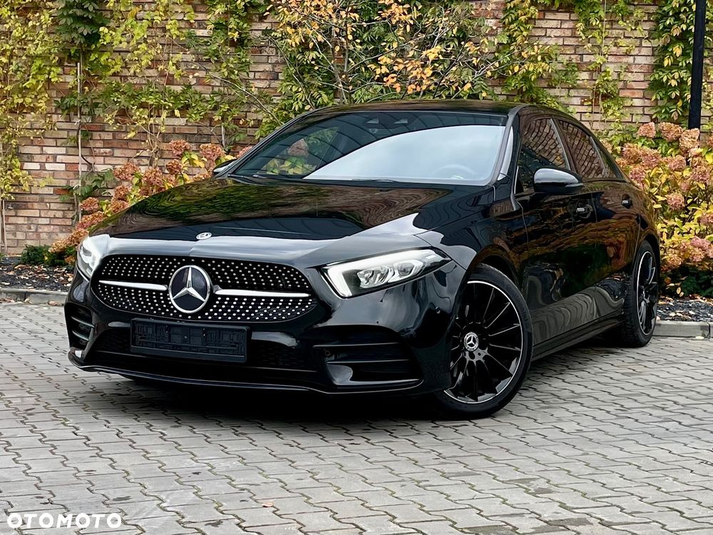 Mercedes-Benz Klasa A 180 7G-DCT AMG Line - 2