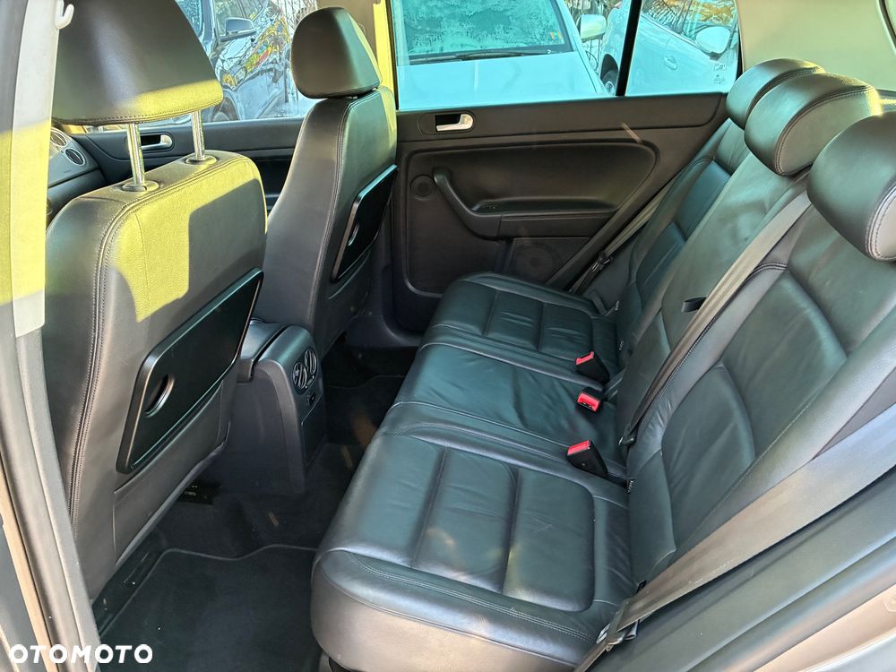 Volkswagen Golf Plus 2.0 TDI Comfortline DSG - 9