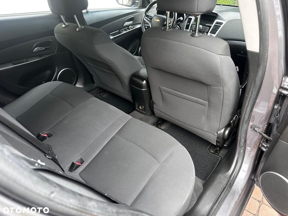 Chevrolet Cruze 1.8 LT+ - 14