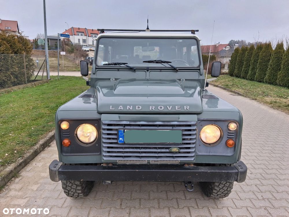 Land Rover Defender 2.4 TD4 SE - 15