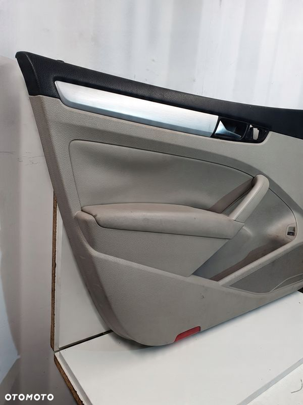 VW Passat B7 USA 11-16 boczek tapicerka drzwi lewa przednia przód kierowcy - 3