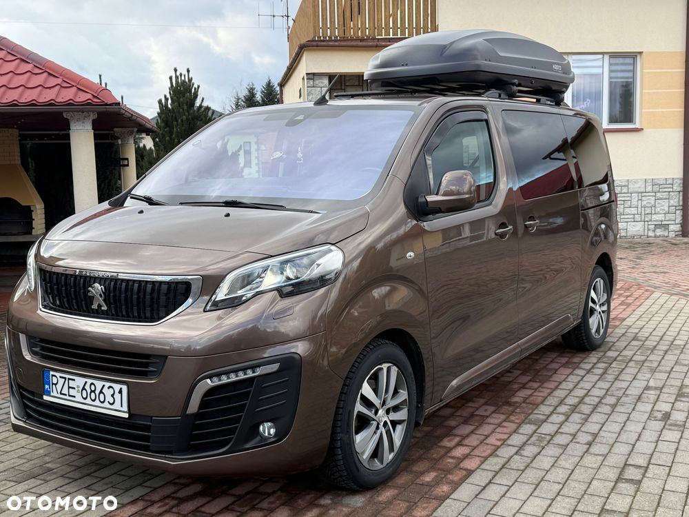 Peugeot Traveller - 16