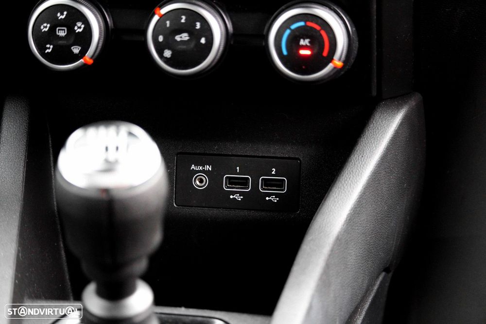 Renault Clio 1.0 TCe Evolution - 31