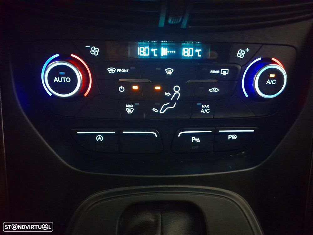 Ford Kuga 2.0 TDCi Titanium 4WD Powershift - 41