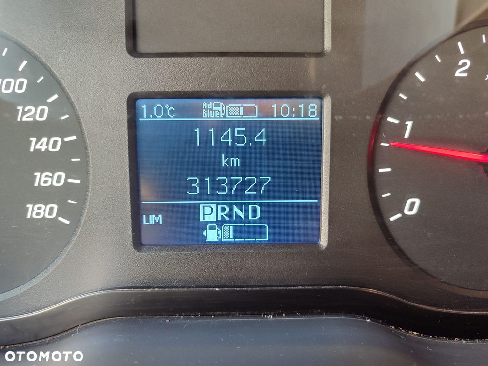 Mercedes-Benz SPRINTER - 11