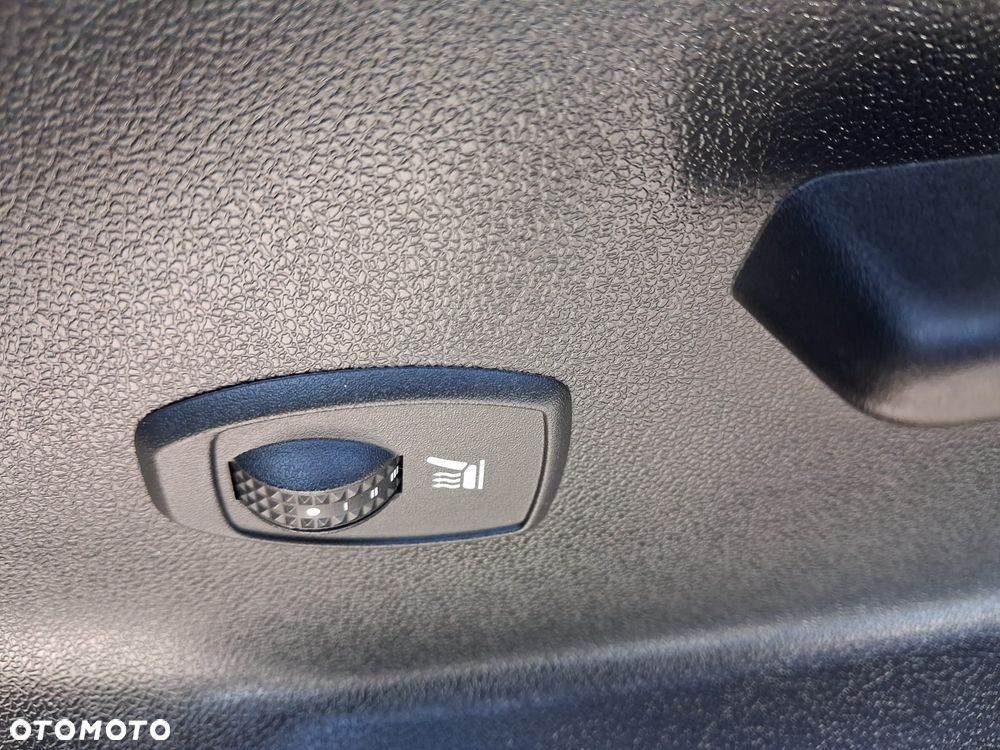 Renault Grand Scenic ENERGY TCe 130 BOSE EDITION - 19