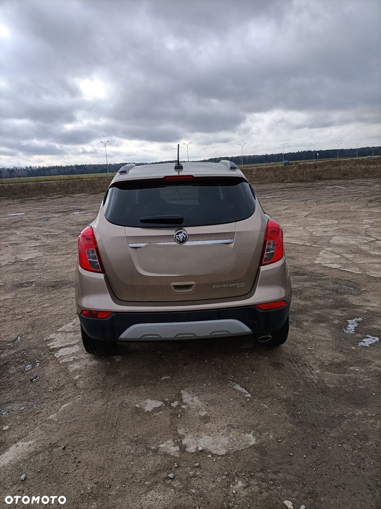 Buick Encore - 2