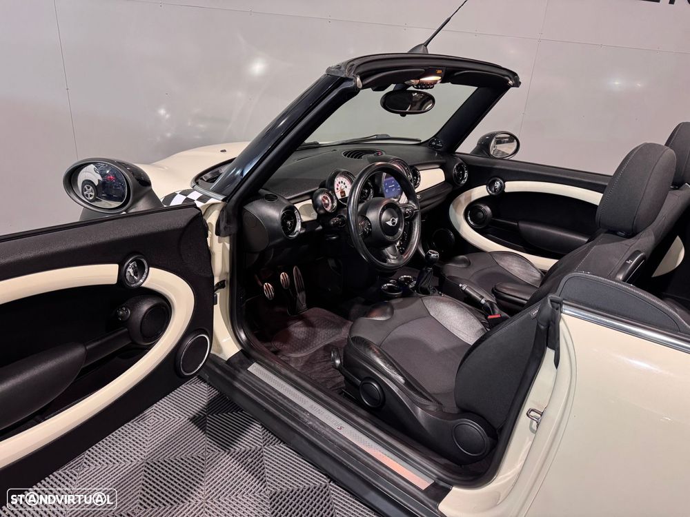 MINI Cabrio Cooper S - 34