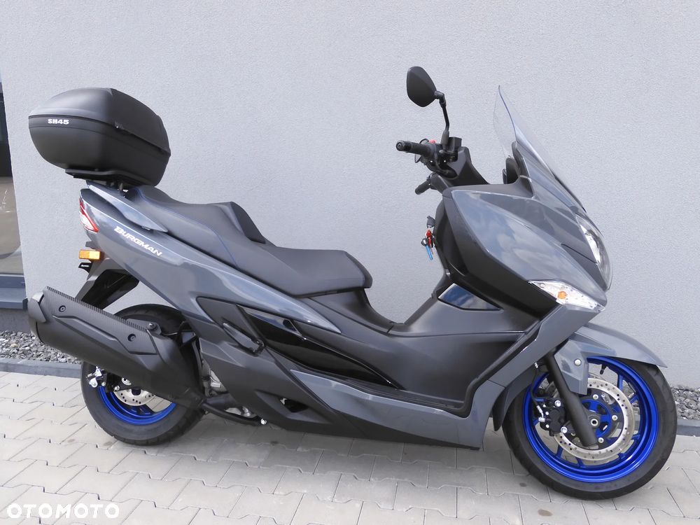 Suzuki Burgman - 7