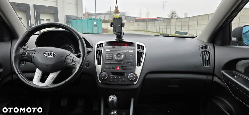 Kia Ceed 1.6 Crdi XL - 31