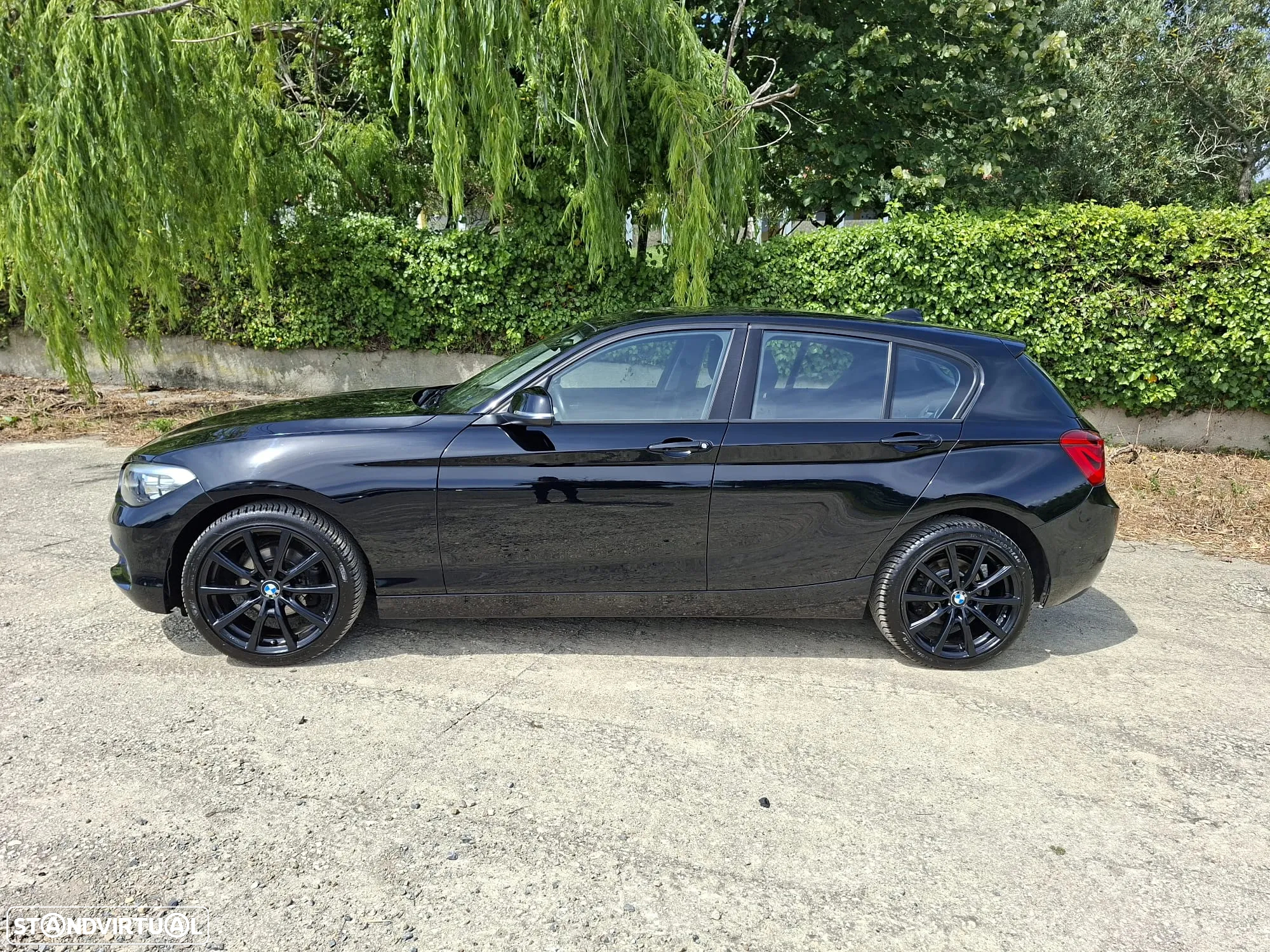 BMW 116 d Aut. Luxury Line - 14