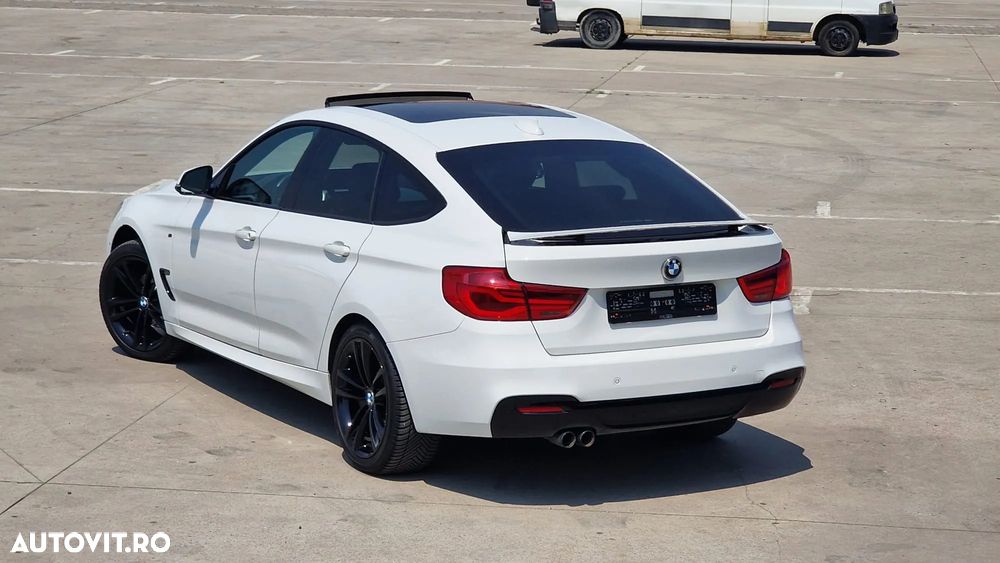 BMW Seria 3 320d xDrive Aut. Edition M Sport Shadow - 4