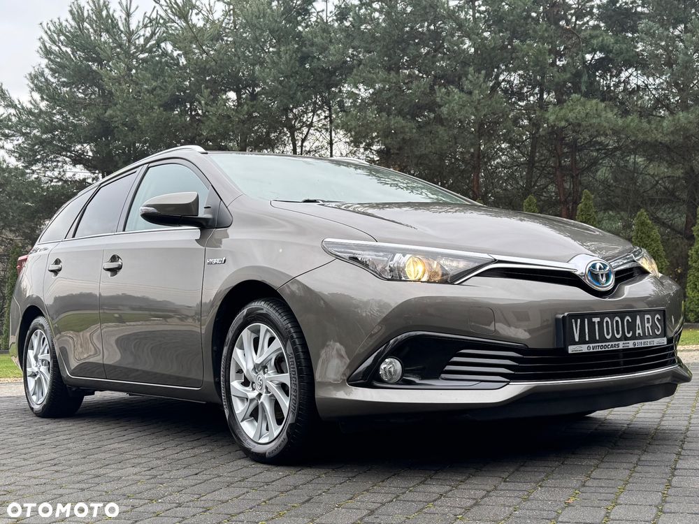 Toyota Auris - 11