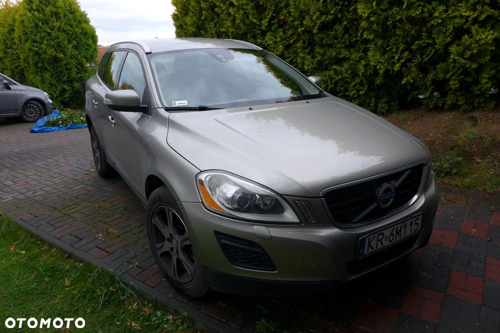 Volvo XC 60 - 4