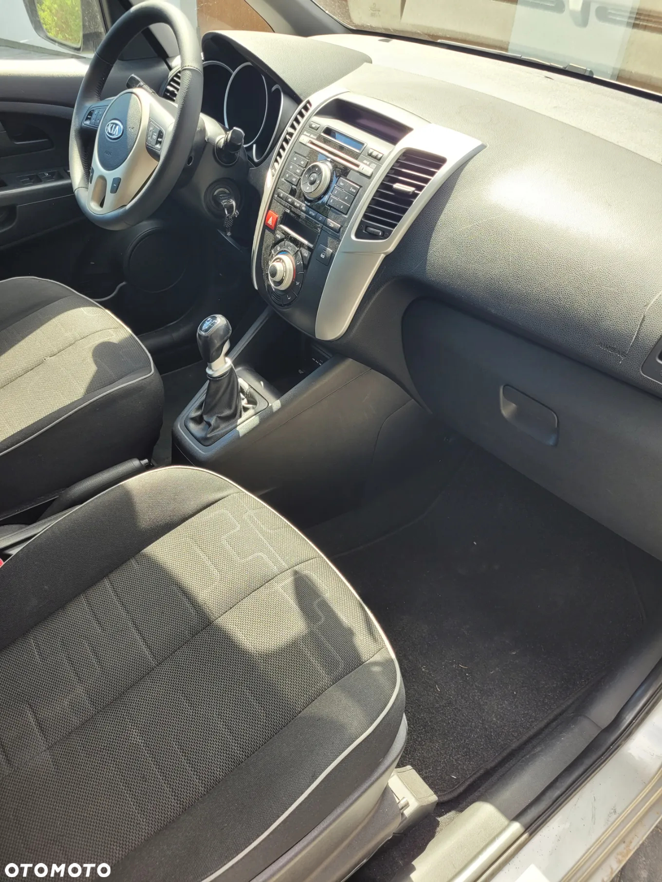 Kia Venga 1.4 CVVT Attract - 21