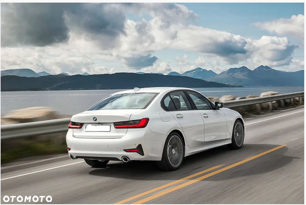 LISTWA PROGOWA BMW 3 G20 G21 18-22r PRAWA A300 300 7428032