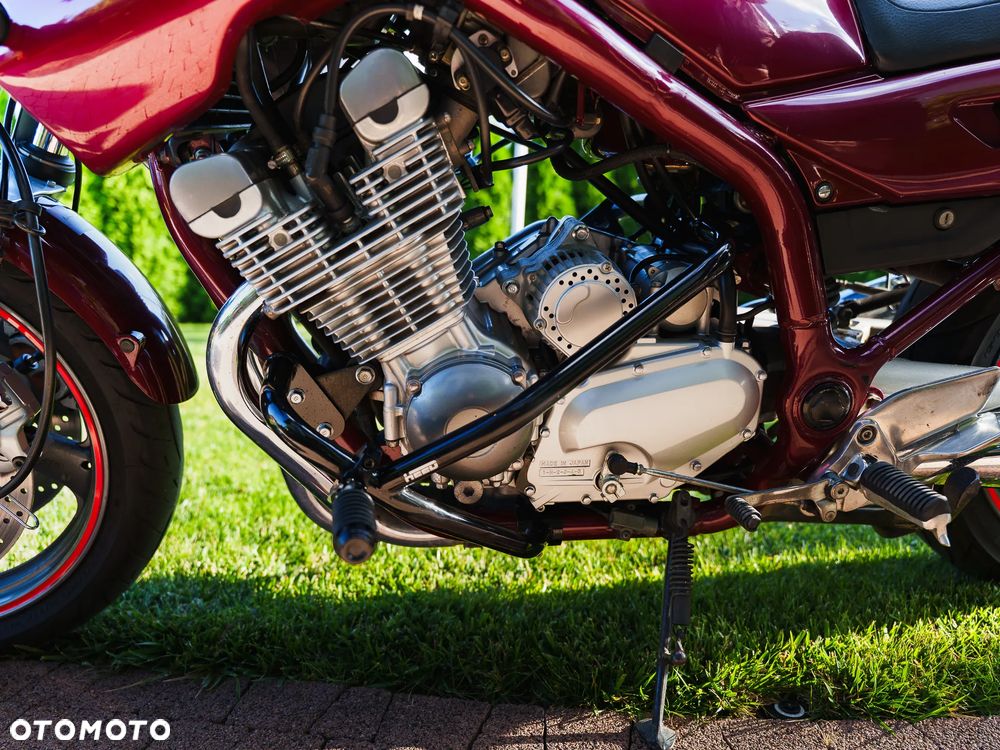 Yamaha XJ - 9