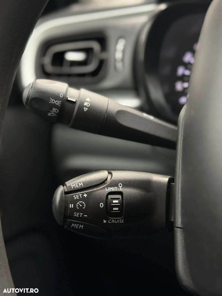 Citroën C3 1.2 PureTech BVM Feel - 35