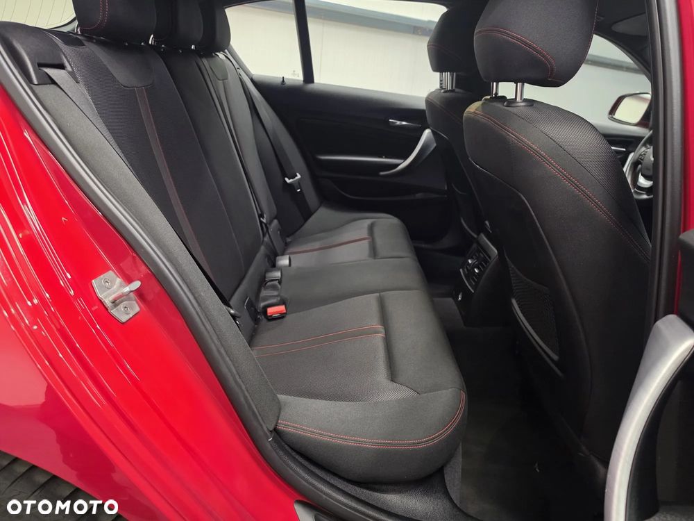 BMW Seria 1 116d Sport Line - 28