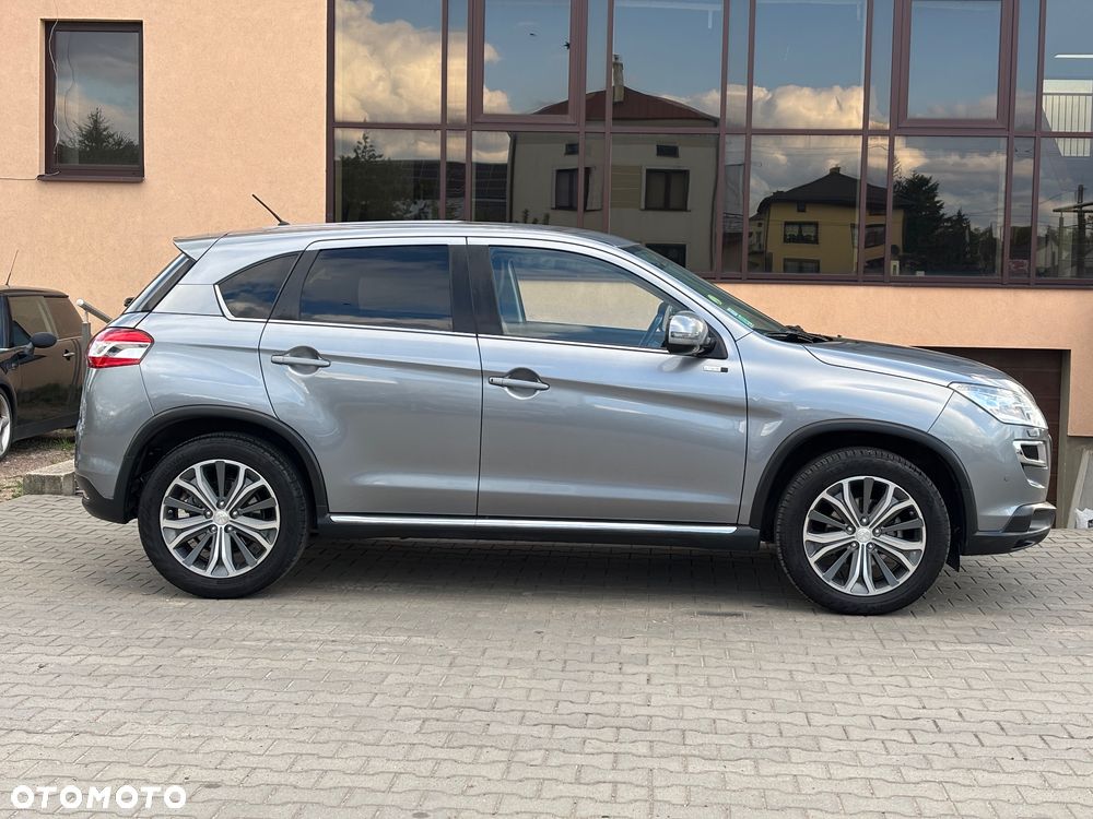 Peugeot 4008 - 13