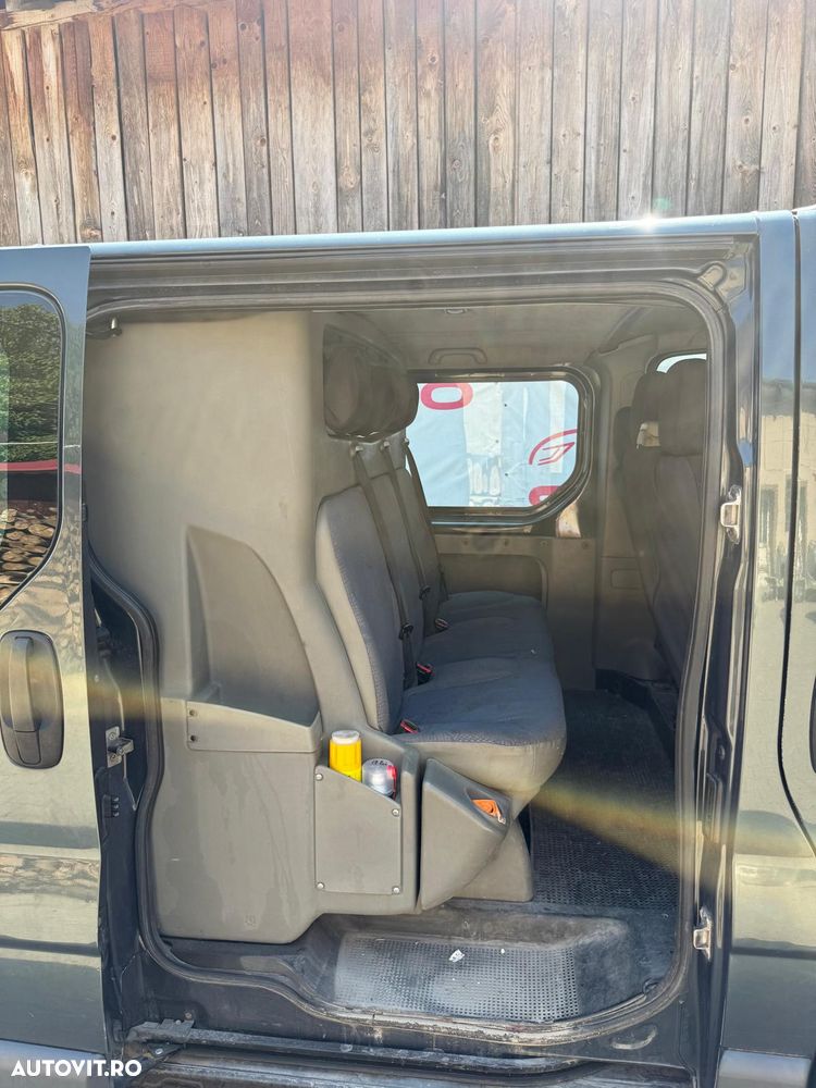 Renault Trafic - 2
