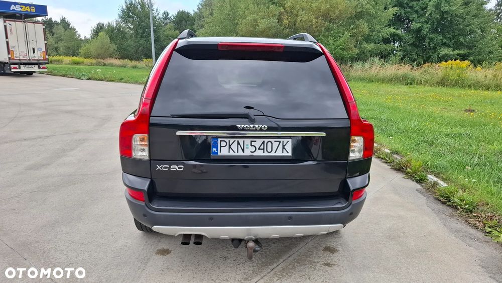 Volvo XC 90 D5 Momentum - 4