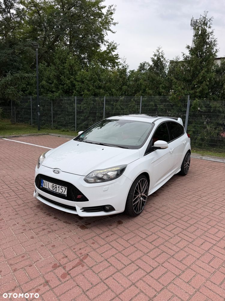 Ford Focus 2.0 EcoBoost ST - 1