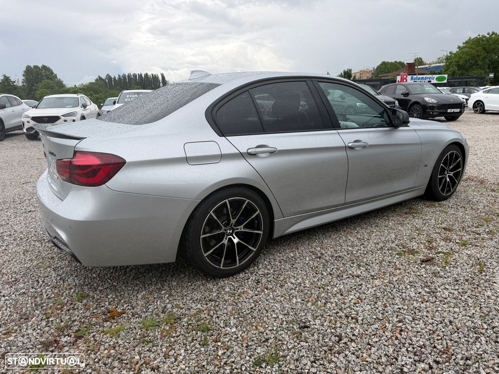 BMW 330 e iPerformance Pack M - 6