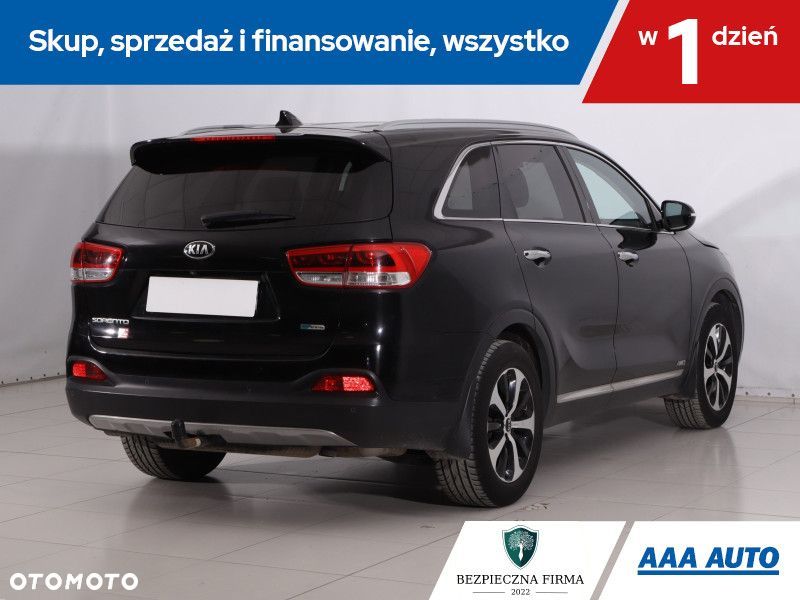 Kia Sorento - 7