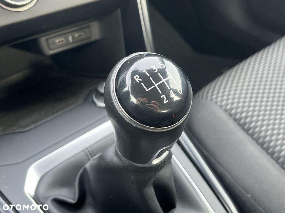 Volkswagen T-Roc 1.0 TSI - 25