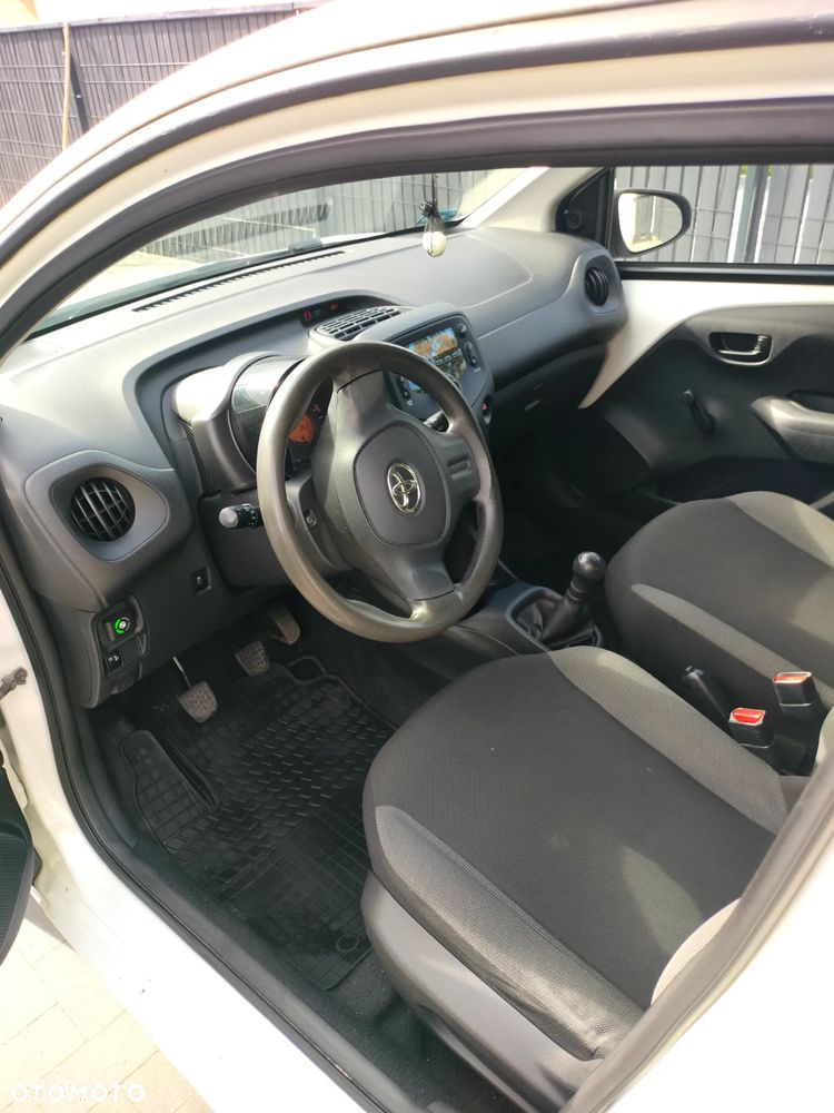 Toyota Aygo 1.0 VVT-i Sprint EU6 - 12