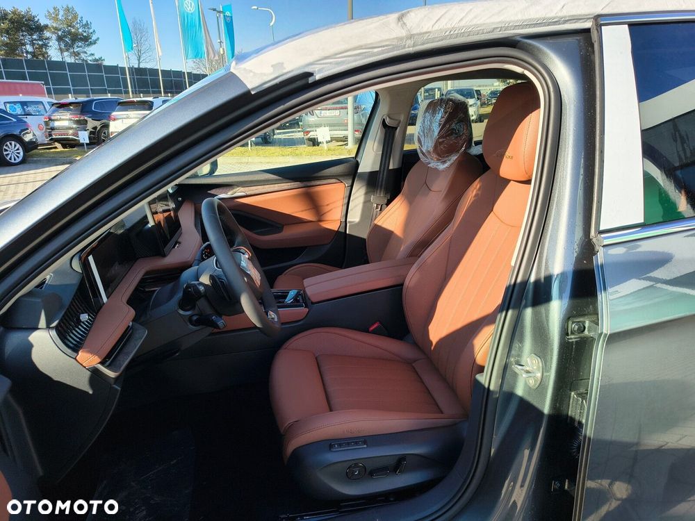 Skoda Superb 2.0 TDI SCR 4x4 L&K DSG - 18