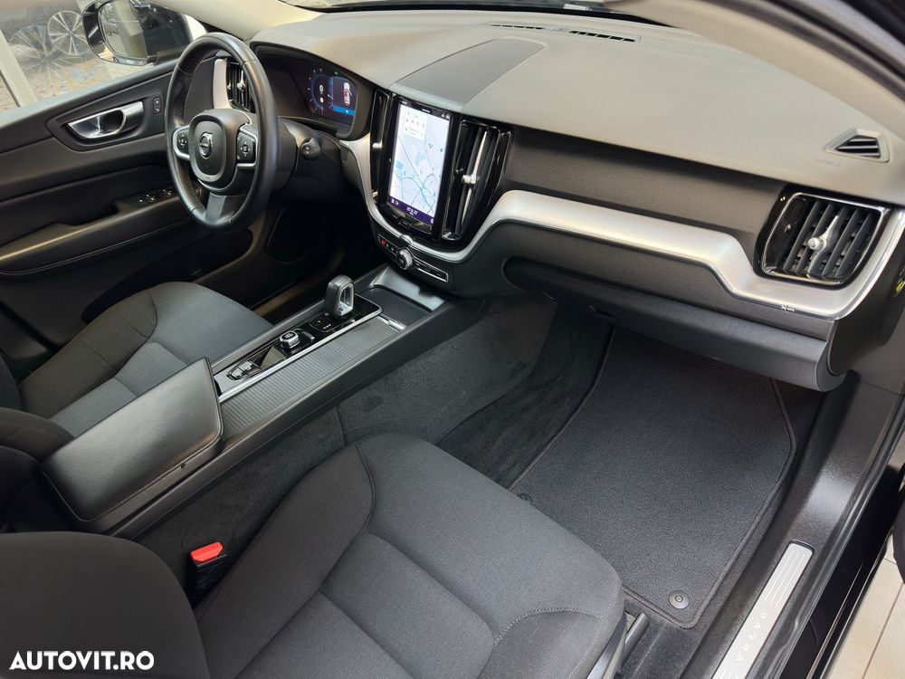 Volvo XC 60 B4 D AWD Geartronic Momentum Pro - 7