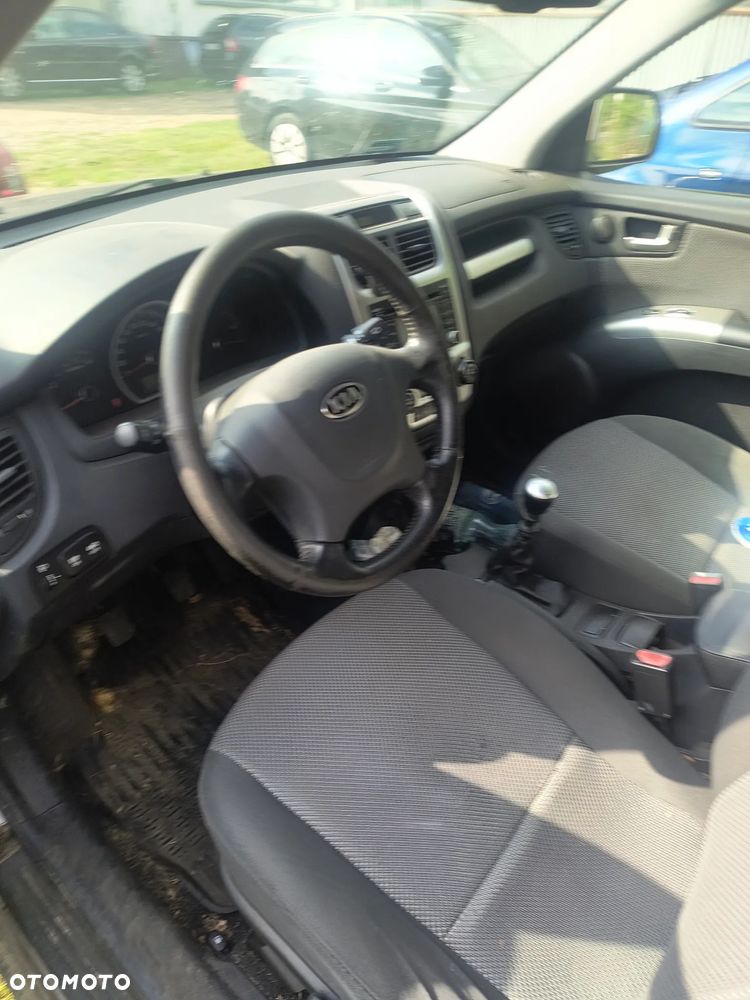 Kia Sportage 2.0 d Tour - 5