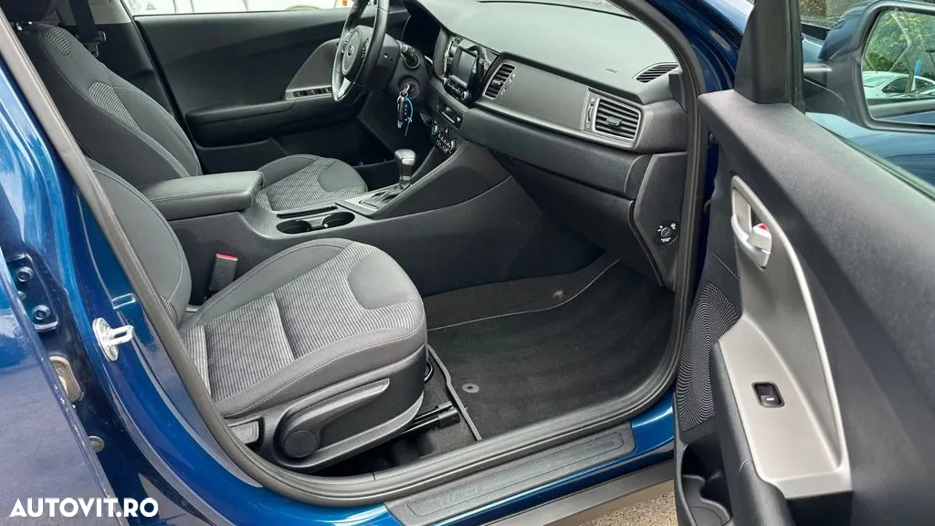 Kia Niro 1.6 GDI 2WD Aut. Edition 7 - 8