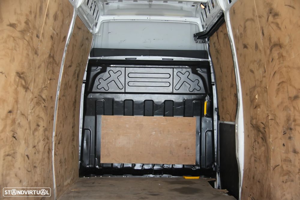Iveco Daily Longa R. Duplo 35-160 160cv - 7