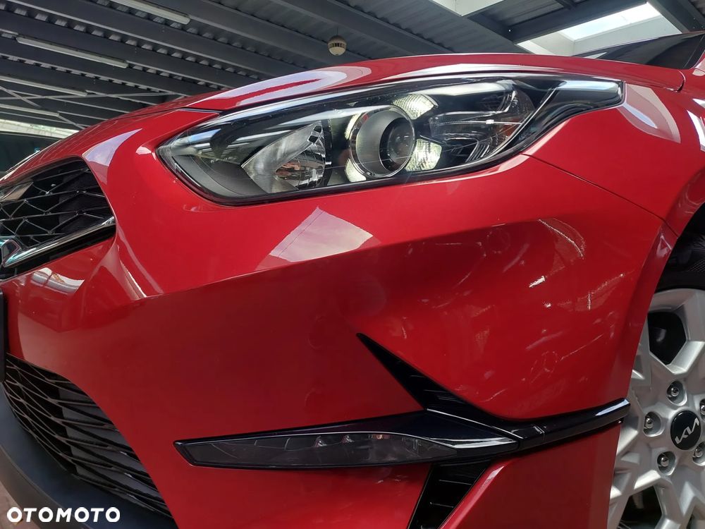 Kia Ceed - 4