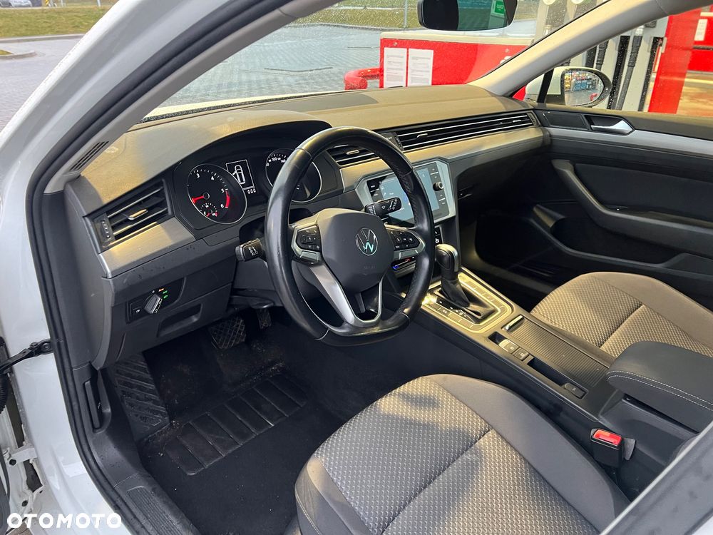 Volkswagen Passat 2.0 TDI EVO Elegance DSG - 6