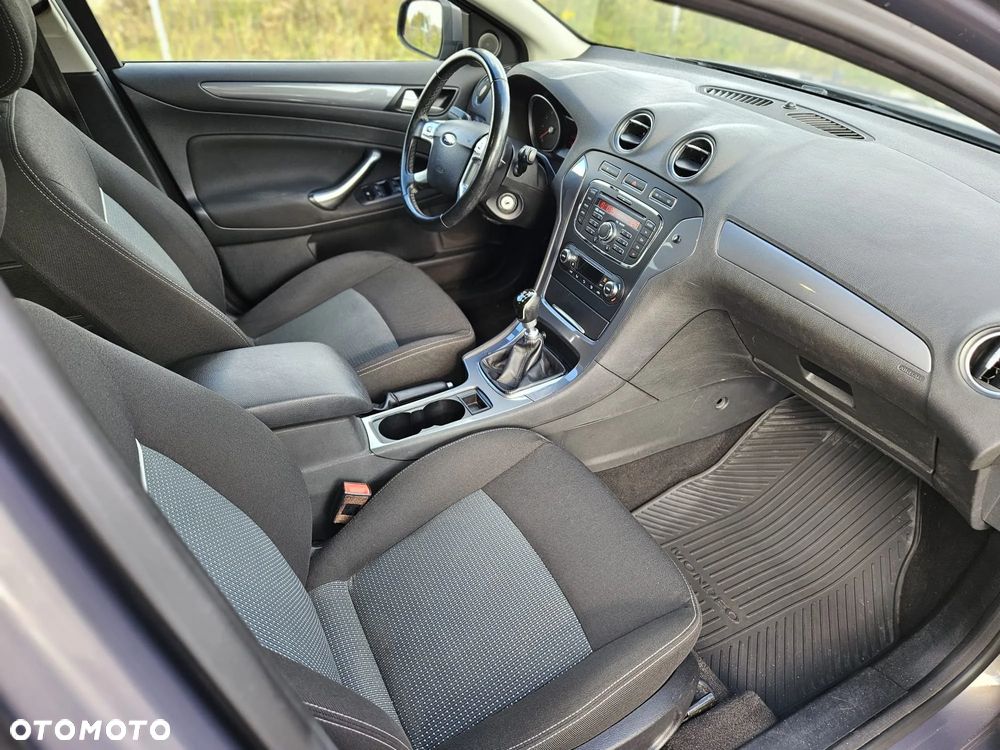 Ford Mondeo - 14