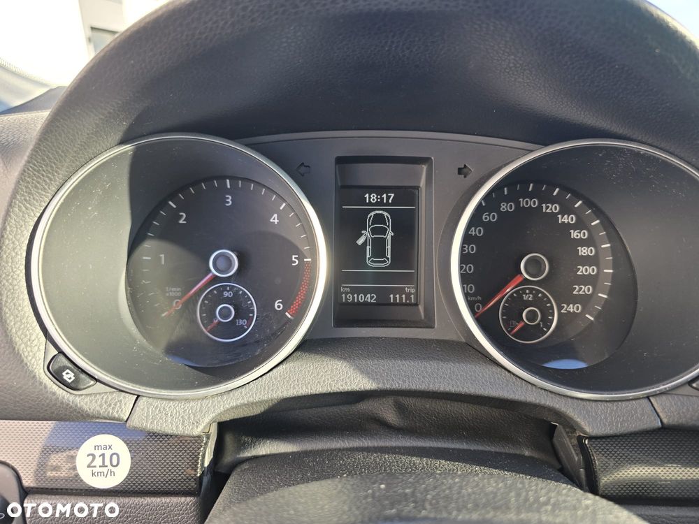 Volkswagen Golf - 12