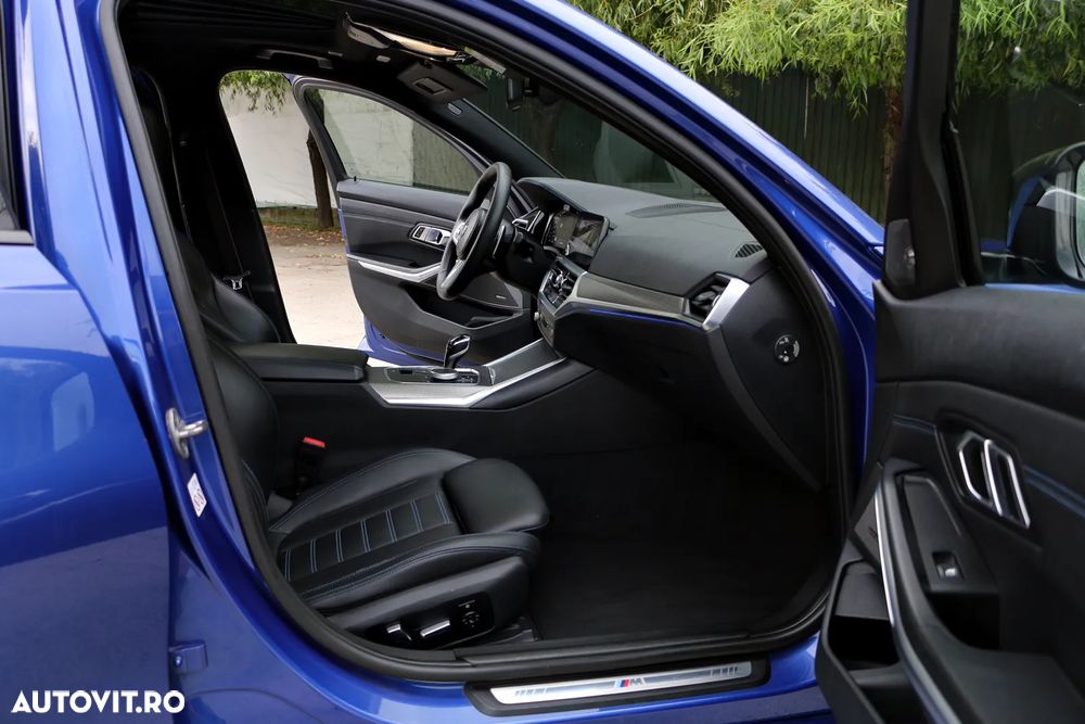 BMW Seria 3 330i Aut. M Sport - 23