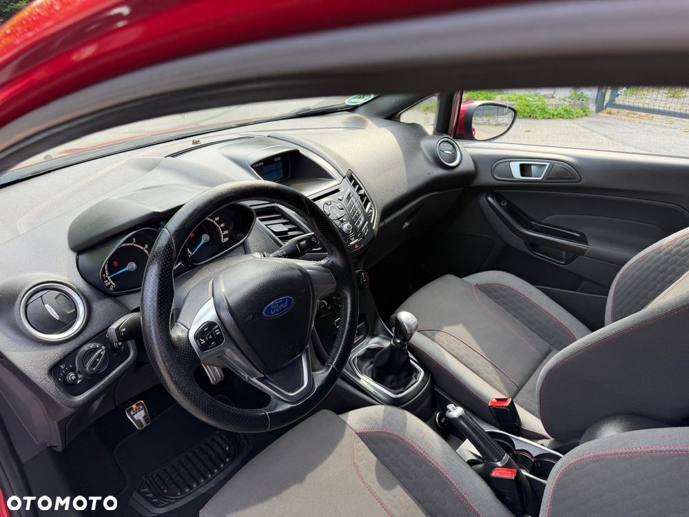 Ford Fiesta 1.0 EcoBoost S&S ST-LINE - 12